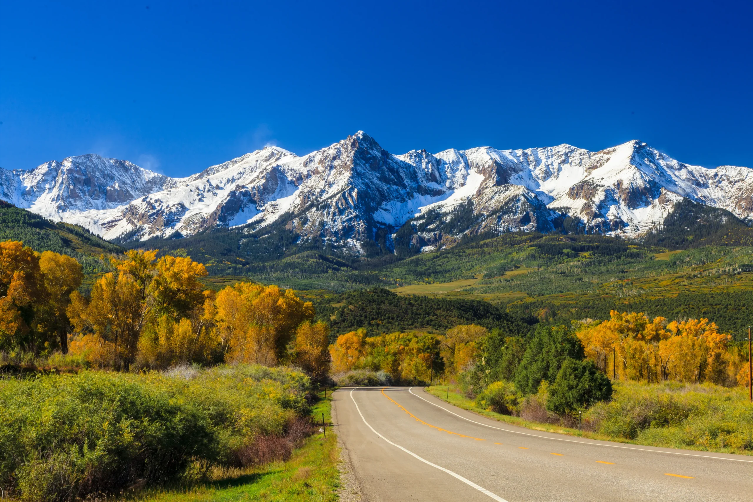 Picture_of_Rocky_Mountains